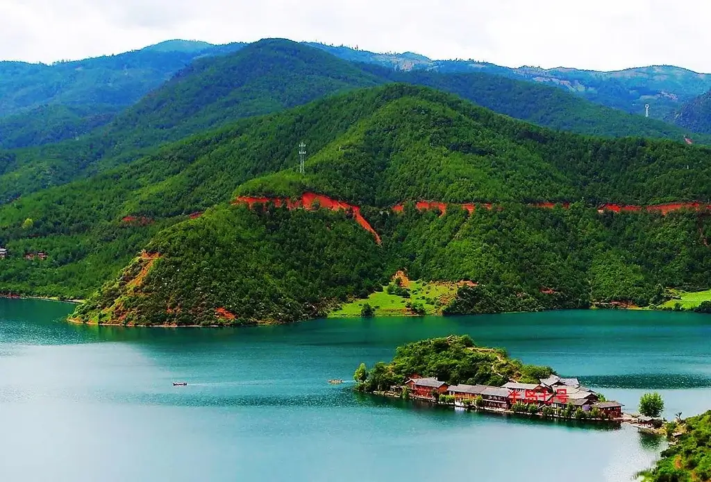 Dali Luoquan Peninsula